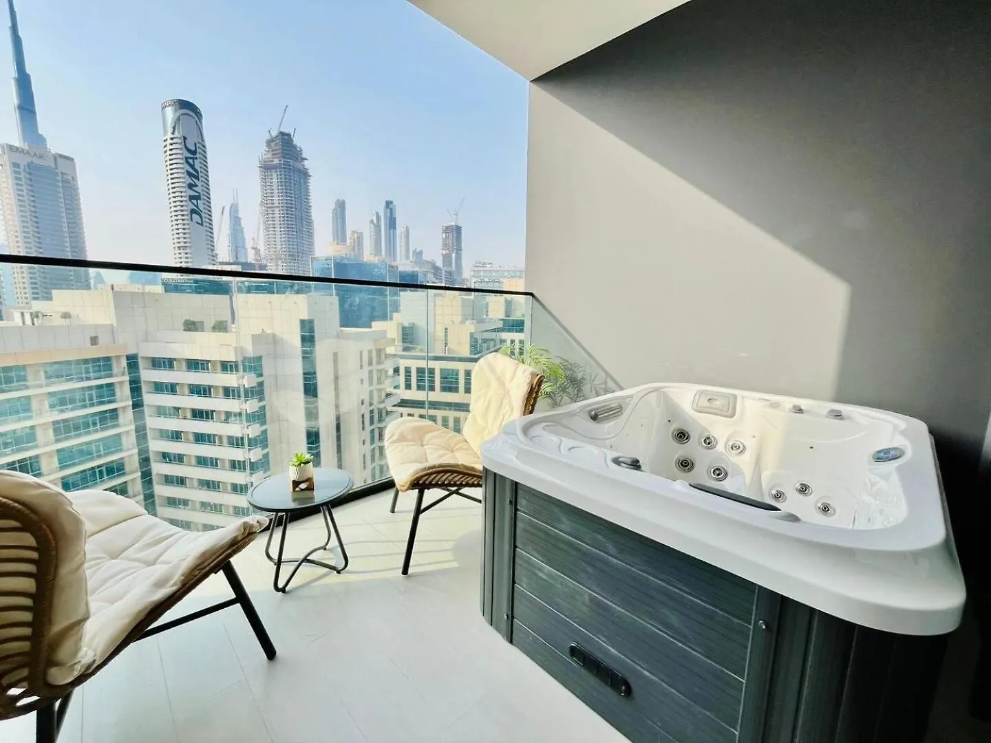Business Bay Studio Jacuzzi & Iconic View Dubai 0*,