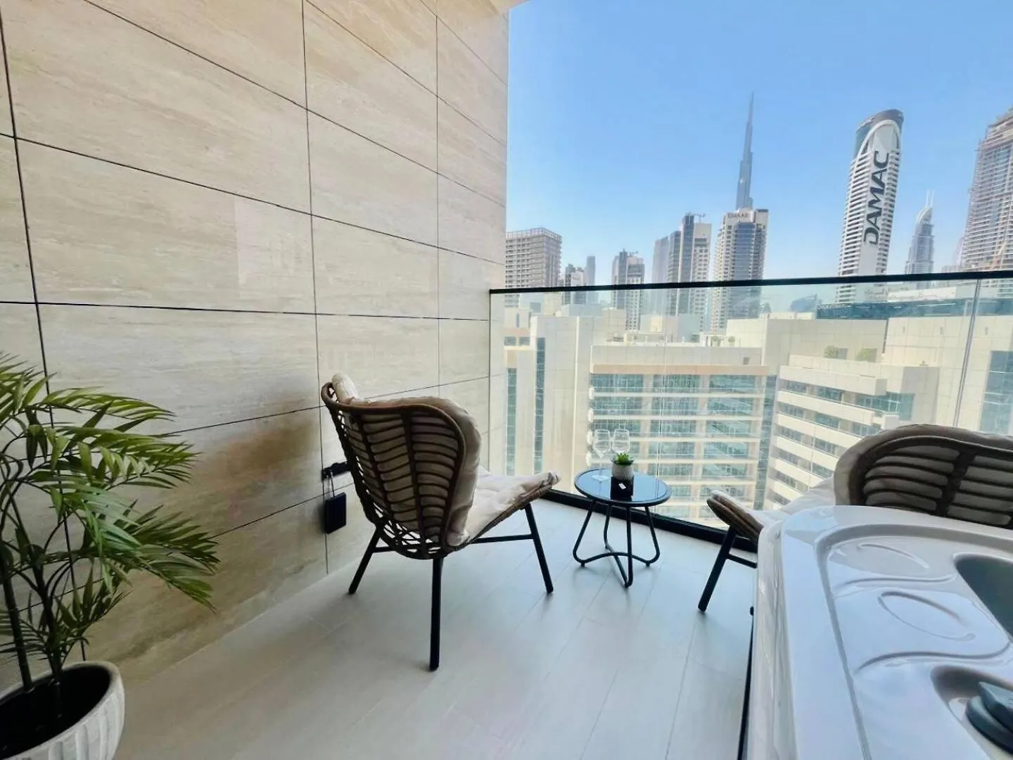 Business Bay Studio Jacuzzi & Iconic View Dubai 0*,